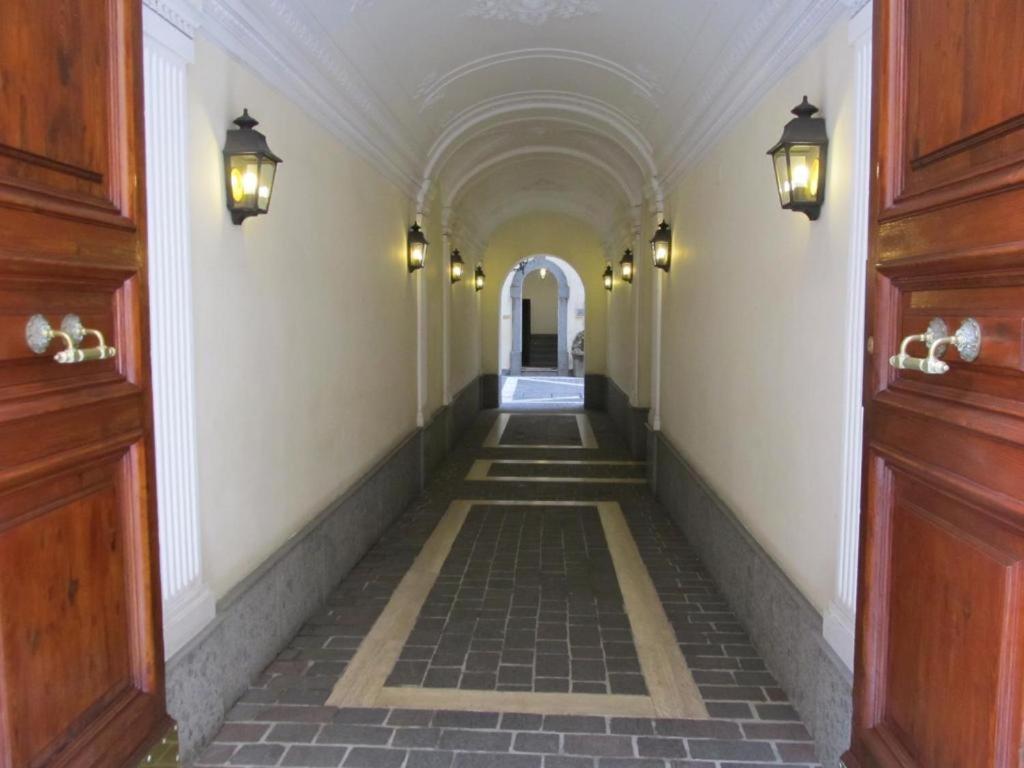 Dimora Frattina Hotel Рим Екстериор снимка