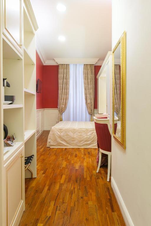 Dimora Frattina Hotel Рим Екстериор снимка