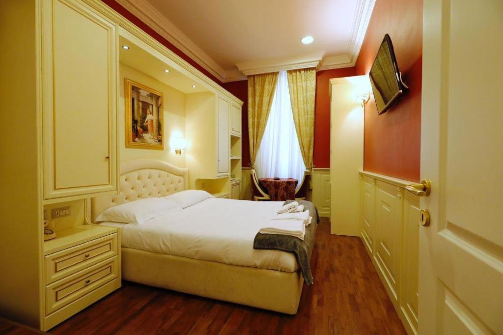 Dimora Frattina Hotel Рим Екстериор снимка
